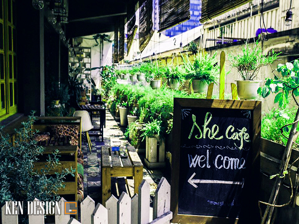 trang trí quán cafe đơn giản bằng cây xanh đẹp ấn tượng